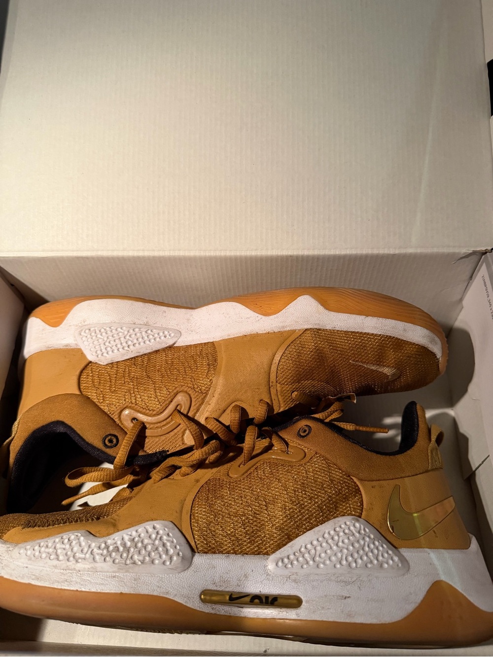 Nike PG5 Wheat/Grain/Black/Metallic Gold men’s 11.5 PAUL GEORGE BASKETBALL SHOES